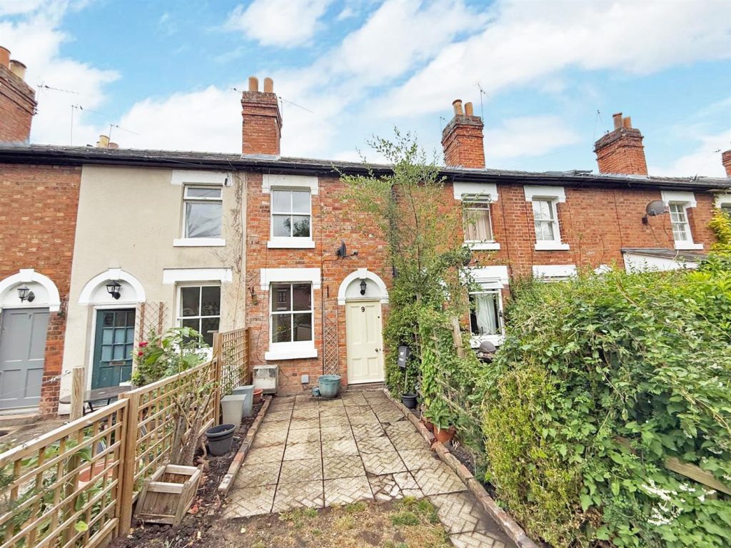 Besford Square, Belle Vue, Shrewsbury