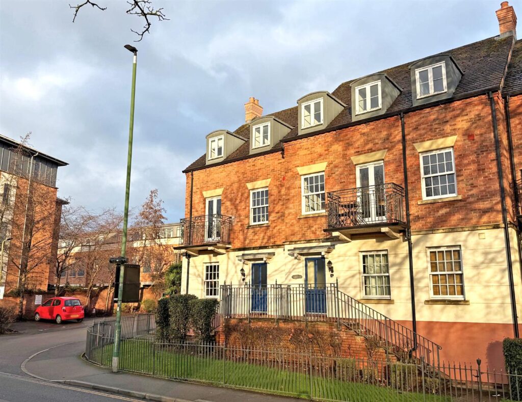 Benbow Quay, Shrewsbury