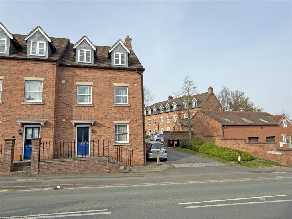 Copthorne Gate, Shrewsbury