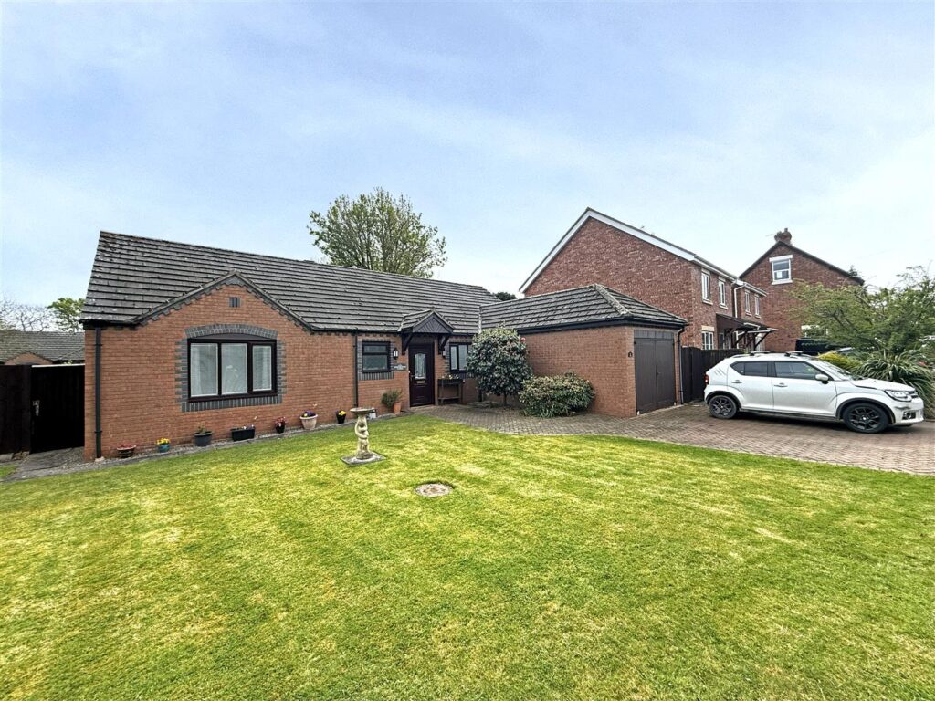 Westminster Close, Coton Hill, Shrewsbury