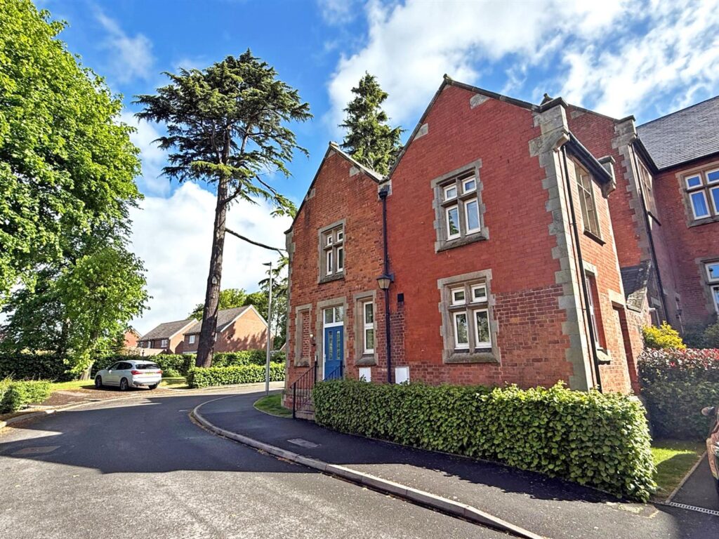 Leighton Park, Bicton Heath, Shrewsbury