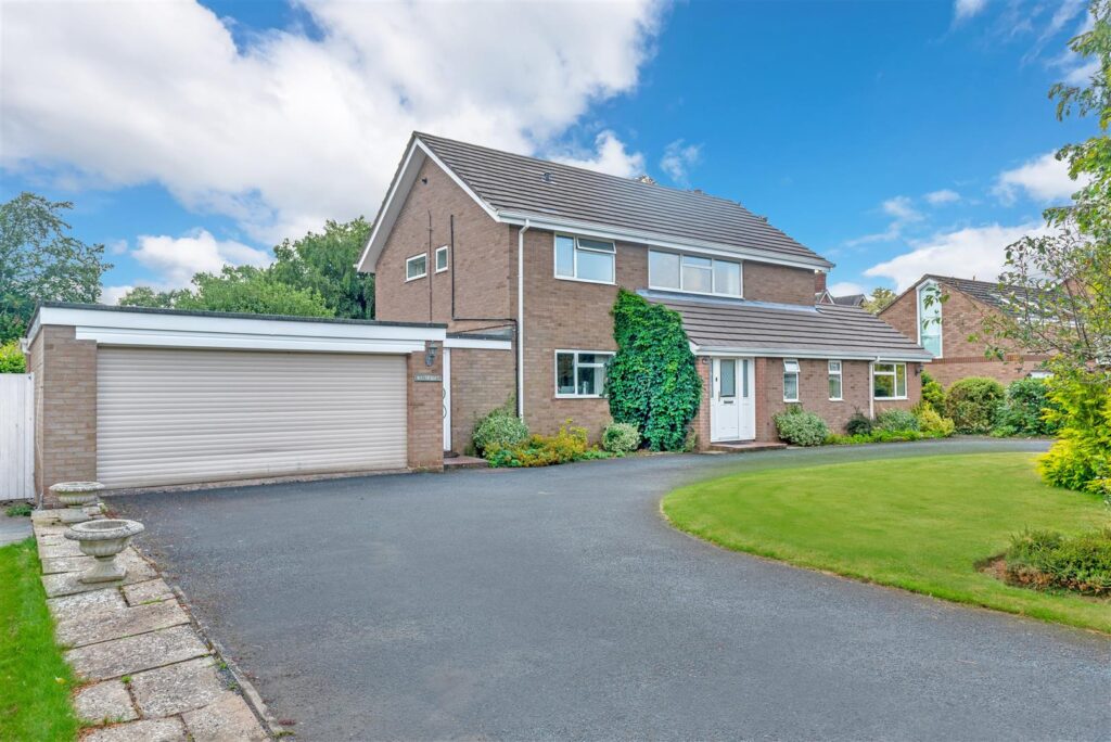 Field House Drive, Shrewsbury