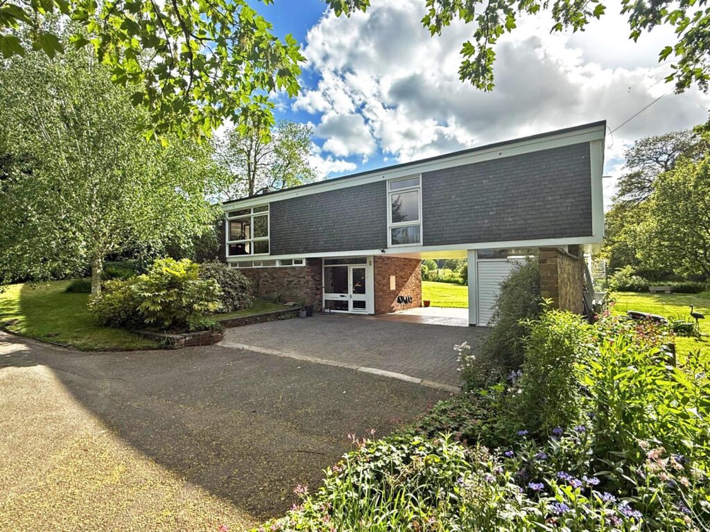 Longacre Drive, Condover, Shrewsbury
