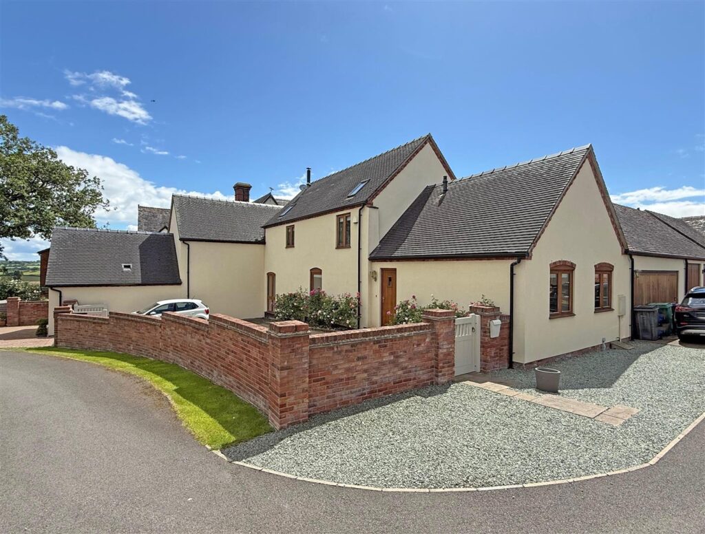Oaklands Grange, Hanwood, Shrewsbury
