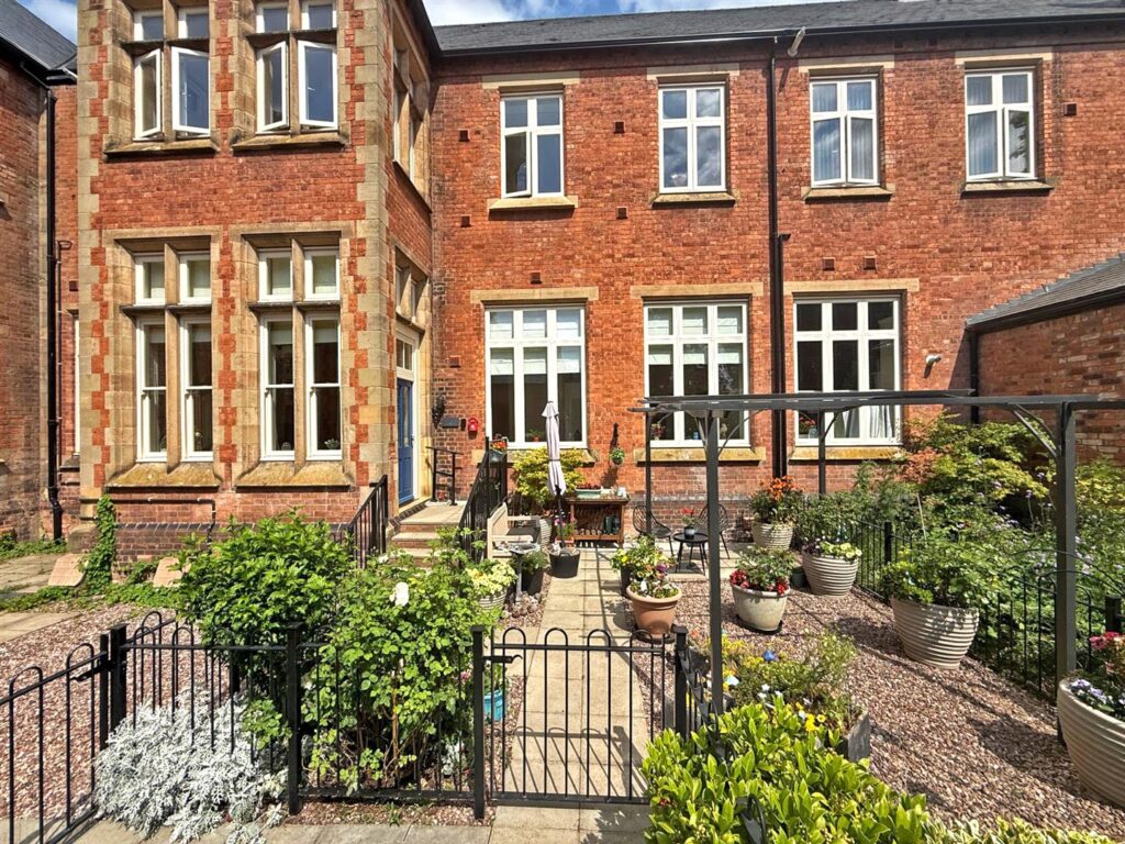 Oliver Road, Bicton Heath, Shrewsbury