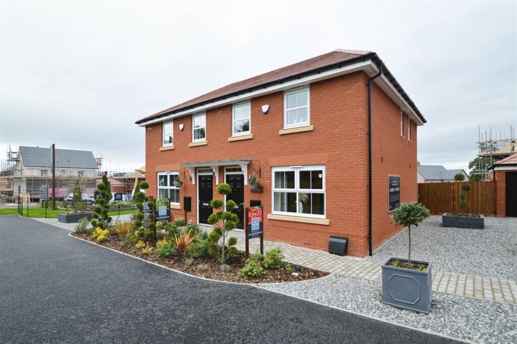 Rose Place, Welshpool Road, Bicton Heath, Shrewsbury