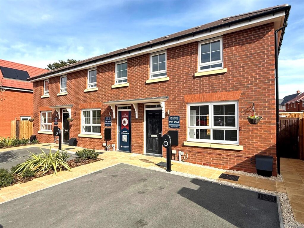 Rose Place, Welshpool Road, Bicton Heath, Shrewsbury